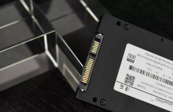 国产SSD真是太离谱了！中科院都开始出国产SSD了 